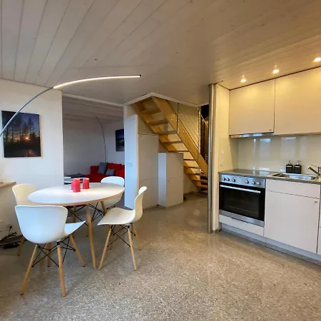 Stunning Southview Flat